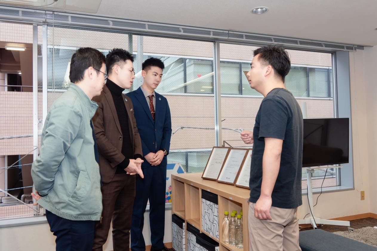 全日本中华青年联合会走访在日侨界青年企业并开展座谈交流 现场图片 3